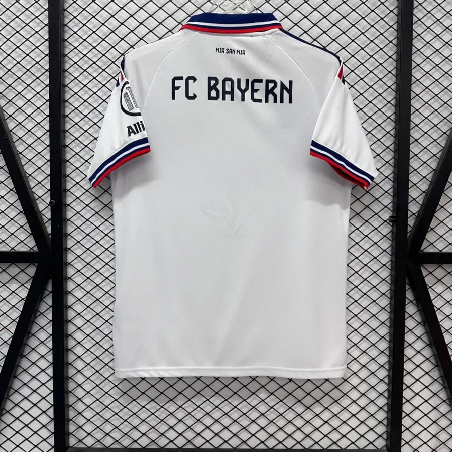BAYERN 26/27 EXTERIEUR