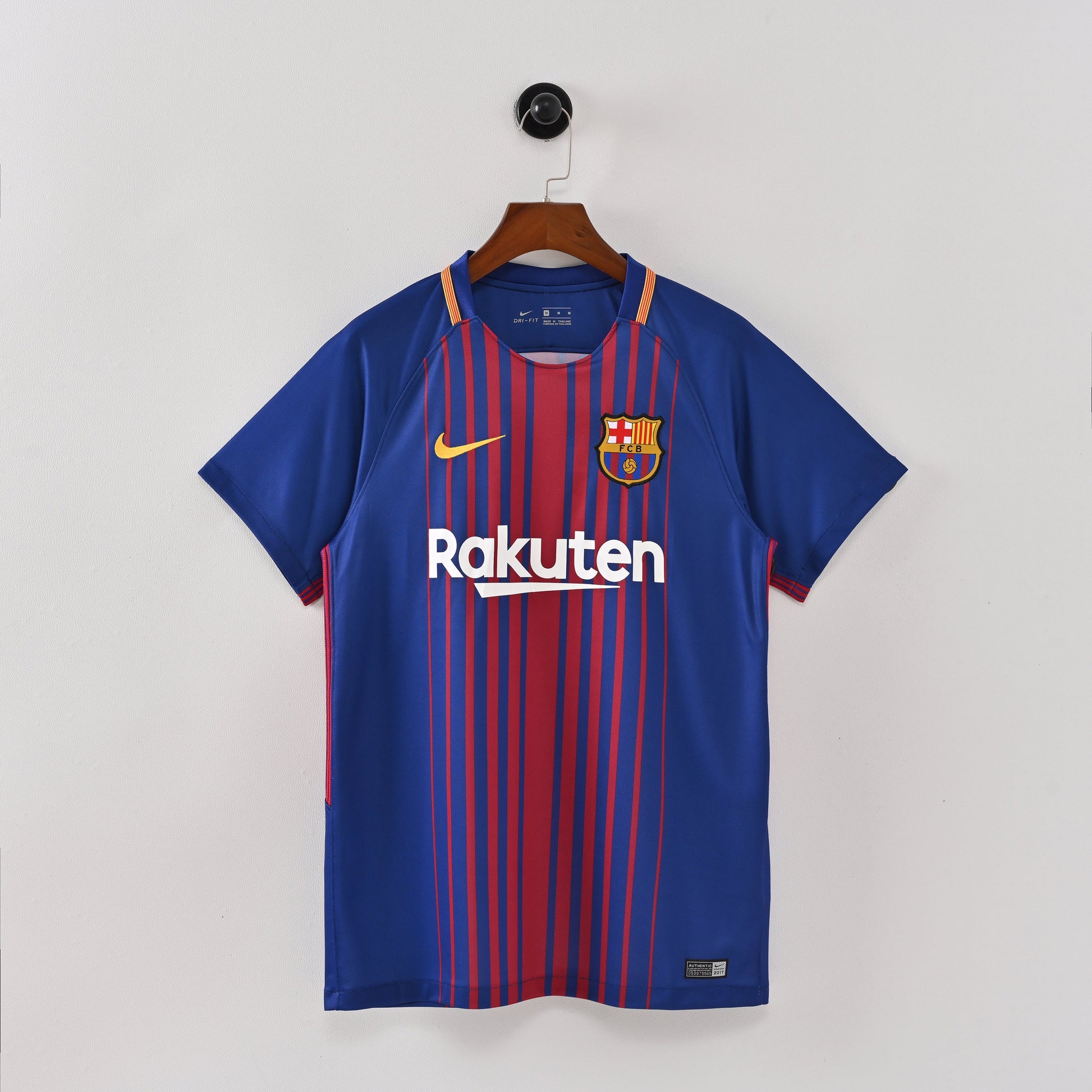 Maillot de foot rétro du Fc Barcelone 17/18
